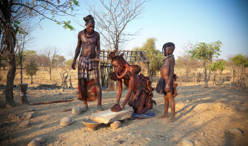 Himba Family